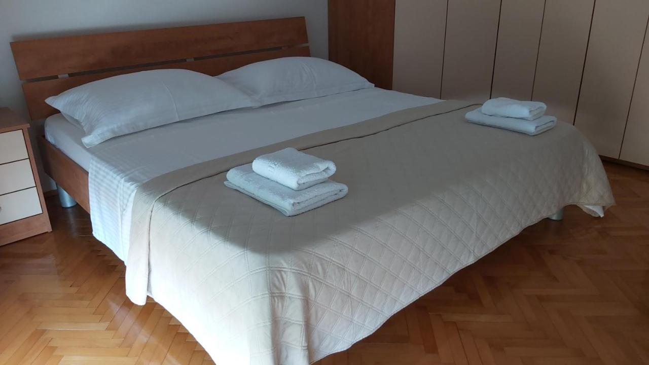 Apartment "Marin" Trogir Eksteriør bilde